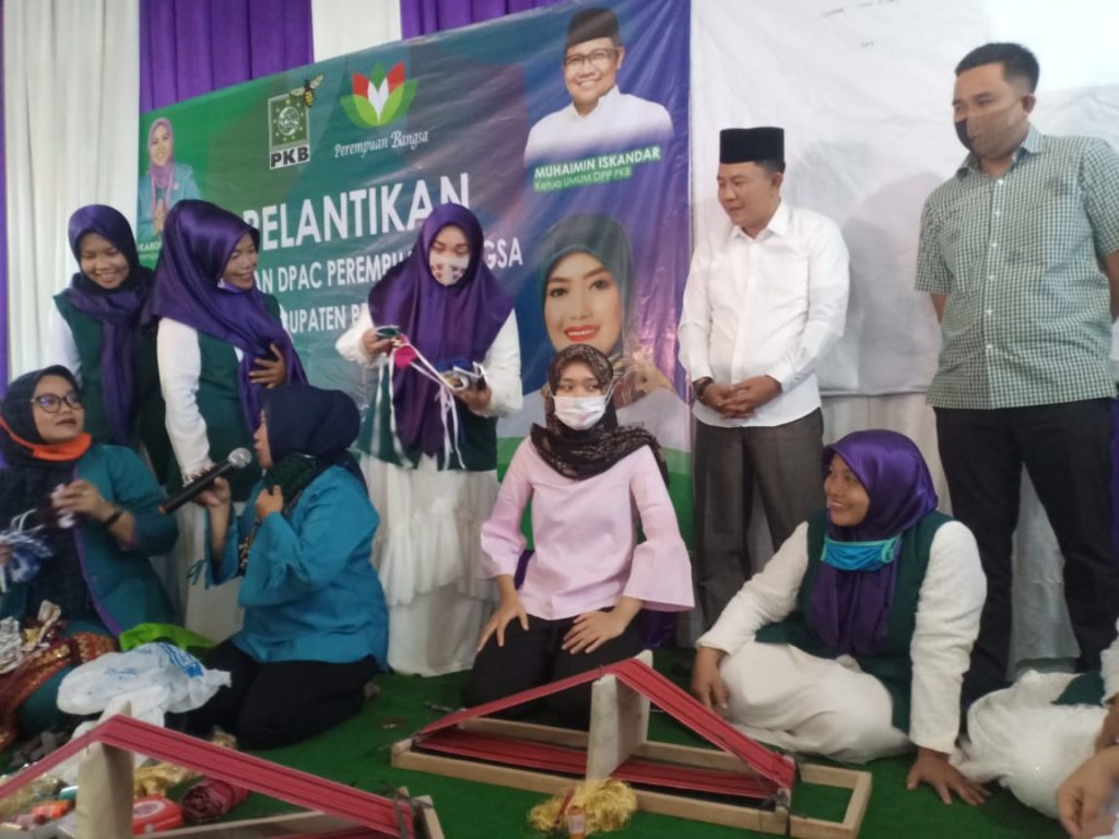 Pengurus Perempuan Bangsa PKB Pringsewu Dikukuhkan