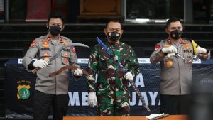 Beda Versi Polisi dan FPI Soal 6 Pengawal HRS Tewas Tertembak