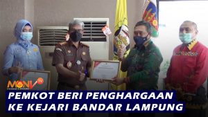 Pemkot Beri Penghargaan ke Kejari Bandarlampung