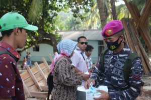 Serbuan Amfibi Vaksinasi, Brigif 4 Mar/BS Jemput Warga Pulau Terpencil