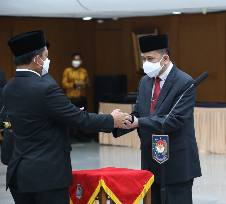 Mendagri Lantik Agus Fatoni, Putra Lampung, Sebagai Dirjen Keuangan ...