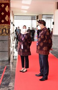 Ketua BPK RI Ajak Delegasi SAI 20 Nikmati Keindahan Pura Tirta Empul di Istana Tampak Siring