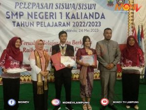 Pelepasan Siswa/Siswi SMP Negeri 1 Kalianda Tahun Pelajaran 2022-2023