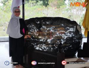 Ziarah ke Makam Bung Karno, Farah Ajak Generasi Muda Penerus Bangsa Tak Melupakan Sejarah