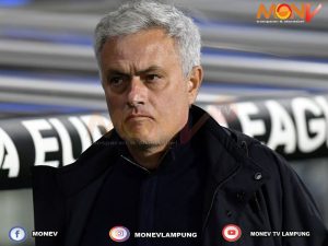 Masterclass Mourinho Lempem Tanpa Second Striker Kreatif