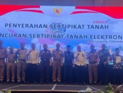 Sekda Lamsel Hadiri penyerahan Sertifikat dan Launching Sertifikat Tanah Elektronik Tahun 2023