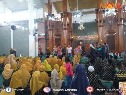 Wali Kota Eva Dwiana Lepas Keberangkatan Jemaah Umrah Bandar Lampung