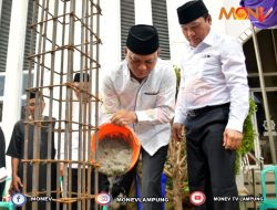 Peletakan Batu Pertama oleh Walikota Metro