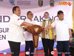 Gubernur Lampung Arinal Djunaidi dan Mendag RI Zulkifli Hasan Resmikan Mulainya Revitalisasi Pembangunan Pasar Natar Lampung Selatan