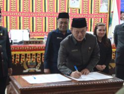 Hendry Rosyadi Pimpin Rapat Paripurna LKPJ Bupati Lampung Selatan